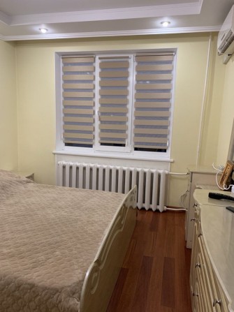 Продам двохкімнатну квартир з двома балконами та ремонтом - фото 1