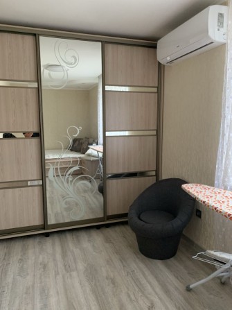 Продается двухкімнатна квартира з євроремонтом в центрі міста - фото 1