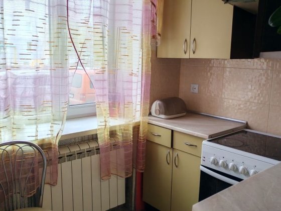 Продам 2-х кімнатну квартиру Глухов