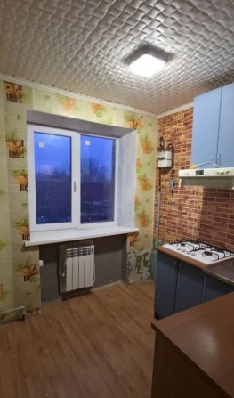 Продам 1-комнатную квартиру на ДНЕПРОСТРОЕ Н.К. - фото 1