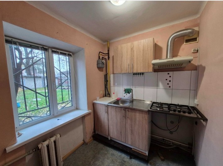 Продам 3 комнатную квартиру на пр Гимназический возле городского парка - фото 1