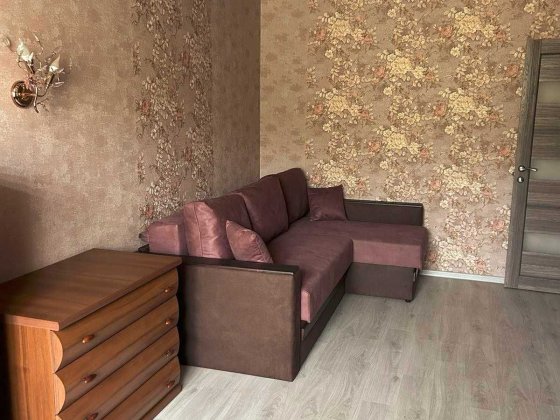 Продам 2-х кімнатну квартиру в Дергачах з ремонтом. Дергачі