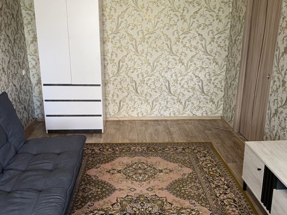 Продам 1 ком квартиру район Вокзала Каменское