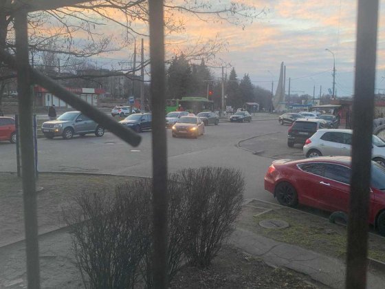 Продам 2х комнатную квартиру, красная линия, ЖД, автовокзал Кам'янське