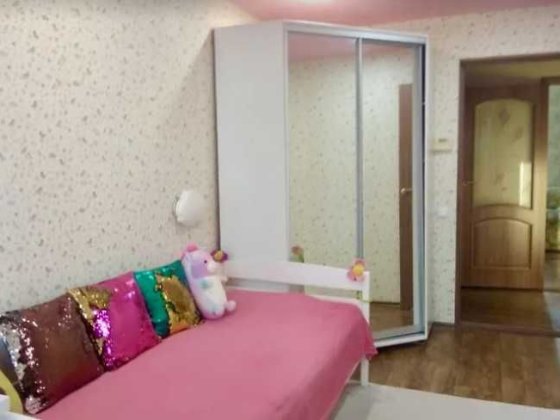 Продам 4-х комн. с АО/Газ в центре, с мебелью Кам'янське