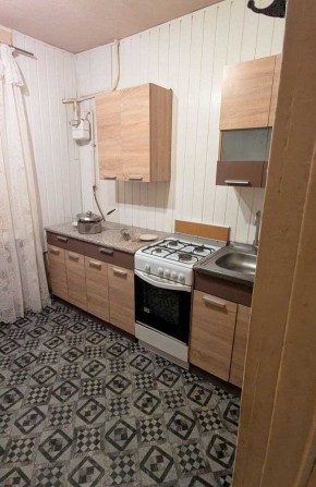 Продажа 5 комнатной квартиры на 2 мкрн. Левого берега. - фото 1