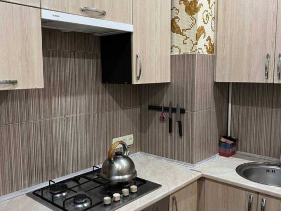 Продам 3 х ком. Сталинка. С Автономным  Отоплением. Центр. Кам'янське