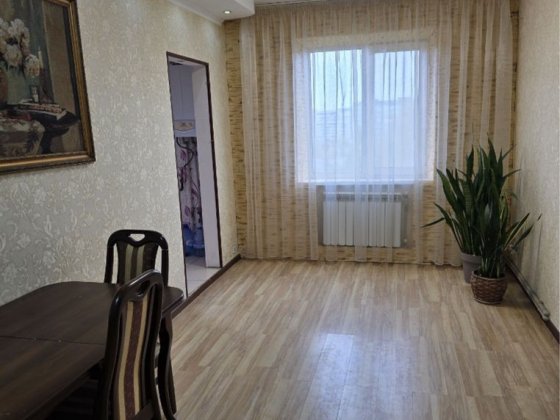 Продам 5-кімн. Лівий берег. Автономне опалення. Кам'янське