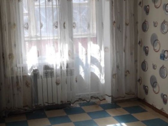 Продам 2 комнатная чешка по Василя Стуса. Кам'янське