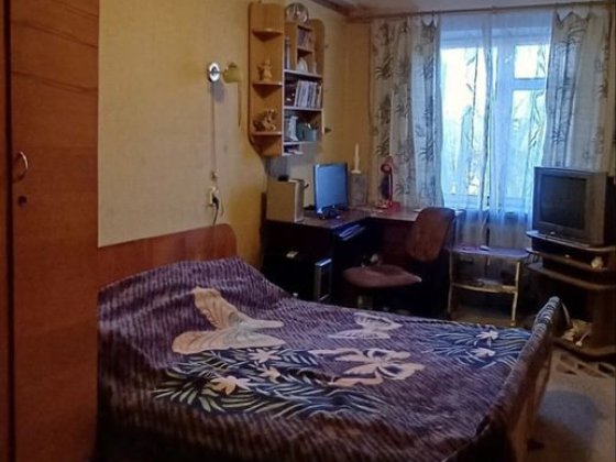 Продам 2-х комнатную квартиру в хорошем р-не! Сертификат ! Каменское