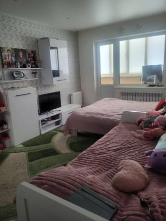 Продається укомплектована квартира з новим та сучасним ремонтом - фото 1