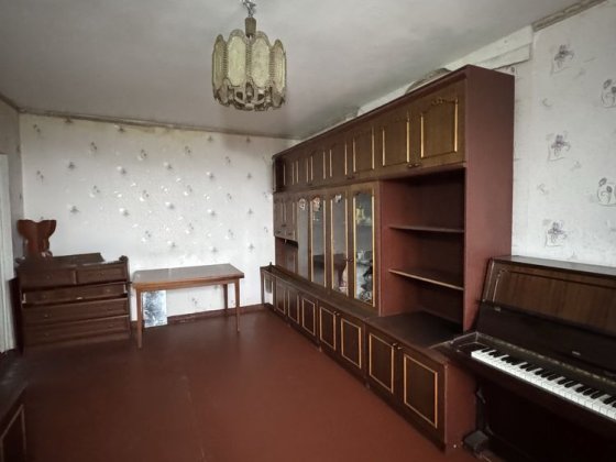 Продам 2-х ком.квартиру Левый Берег, 11 микрорайон с видом на Лес! Кам'янське