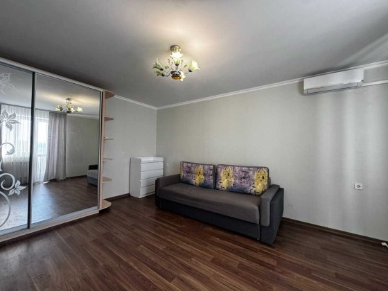 Велика 1к квартира з ремонтом. Оформлення- 2%. Гостомель