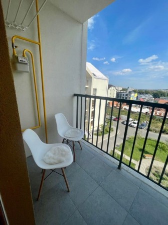 Двокімнатна кварттра з балконом - фото 1