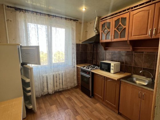 Продам 3к 3м Левый берег Кам'янське