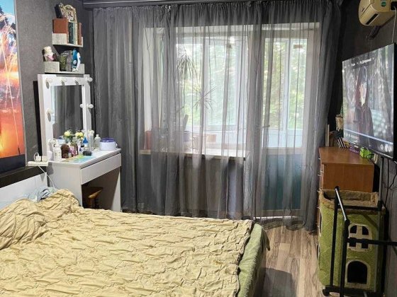 ПРОДАМ 2-КІМН. на пр. Свободи, АО, центр міста (ю) Кам'янське