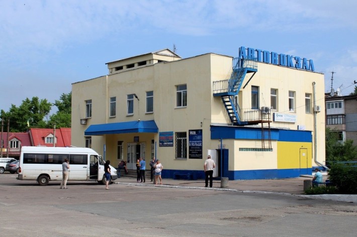 Продам хорошую 2к квартиру район автовокзала - фото 1