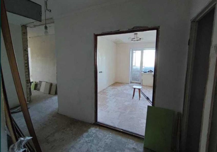 Простора 3-х кімн. на Лівому березі, 4 поверх - фото 1