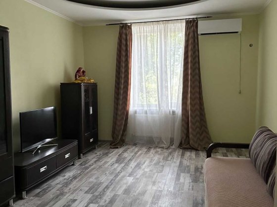 Продам 3-х комнатную в центре Кам'янське