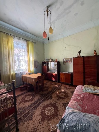 2 кімнатна квартира до ремонту|центр|м.Дубно - фото 1