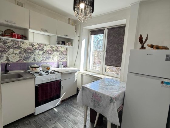 2 кімнатна квартира|р-н Базарчика|м.Дубно Дубно