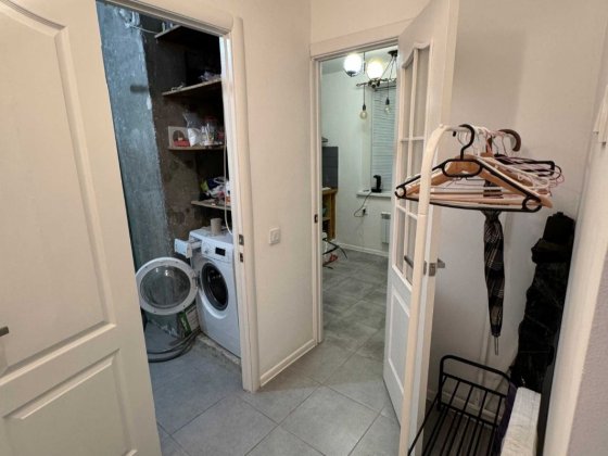 Продажа 1 комнатной квартиры с ремонтом на 11 мкрн.Левого берега Каменское