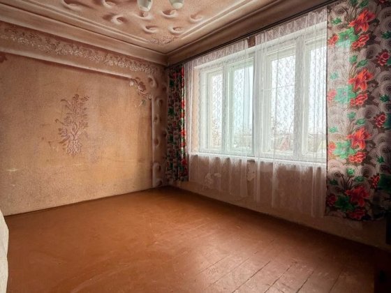 2 кімнатна квартира до ремонту|р-н М'ясокомбінату|м.Дубно Дубно