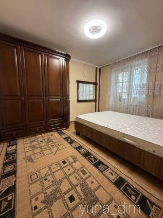 Простора 3 кімнатна квартира|автономне опалення|р-н 5 школи| м.Дубно - фото 1