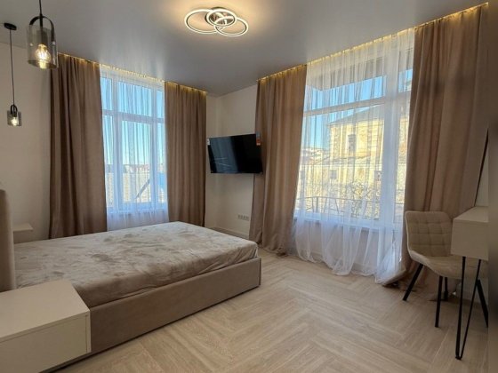 Простора 2 кімнатна квартира|центр|розтермінування Дубно