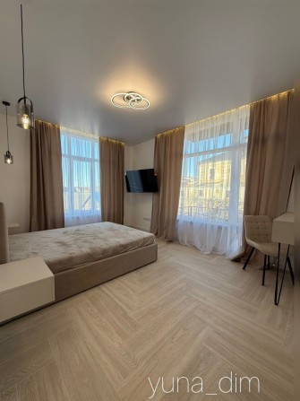 Простора 2 кімнатна квартира|центр|розтермінування - фото 1