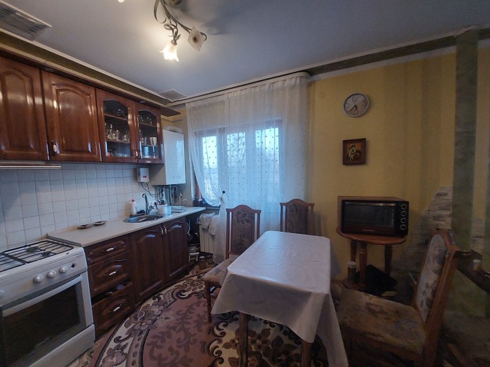 Продаж 2 кім кв-ри на мансарді в. Стрийська м. Дрогобич - фото 1