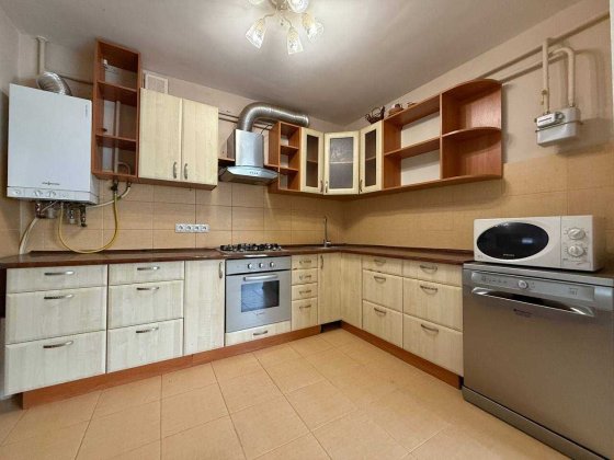 Продаж 3 кімнатної квартири Дрогобич