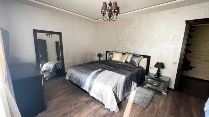 Продаж 2х рівневої квартири в центрі Дрогобича - фото 1