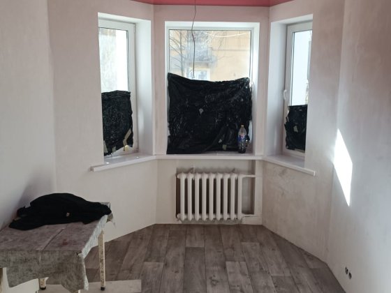 Продам 2 комнатную Жовті Води