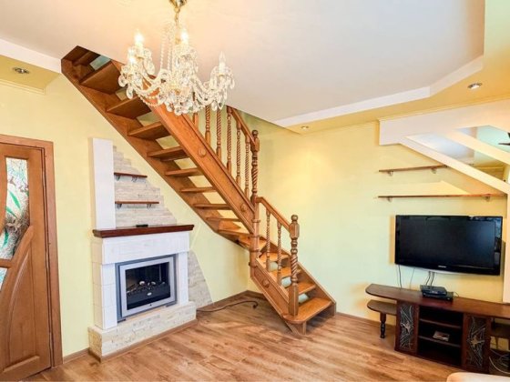 Дворівнева квартира м. Дрогобич район Шептицького Дрогобич