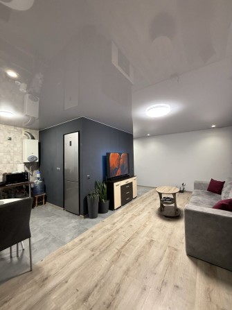 Продаж 3-кімн.квартра, 3/5, цегляний, Ремонт, Сертифікат - фото 1