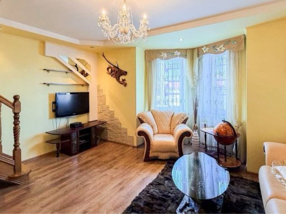 Продаж дворівневої квартири 130 м у районі Шептицького Дрогобич