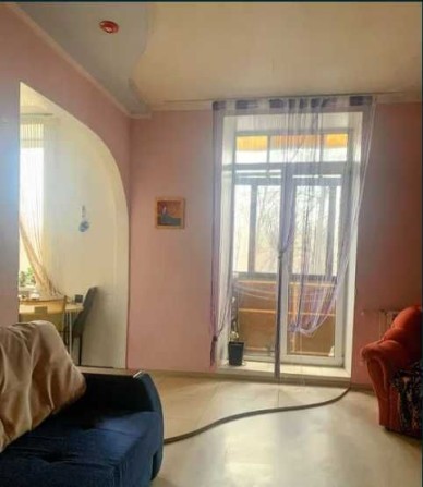 Продам 3-х комн. сталинку в центре. Сертификат! - фото 1