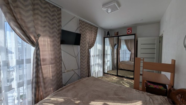 Продається 2 кімнатна квартира з власним двориком. Заходь та живи - фото 1