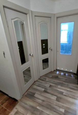 Продается 3 комнатная квартира в центре с видом на фонтан. - фото 1