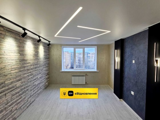 Продам 3х комнатную квартиру с РЕМОНТОМ Каменское