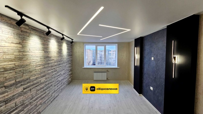 Продам 3х комнатную квартиру с РЕМОНТОМ - фото 1