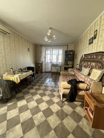 Продается 2х комн квартира - фото 1