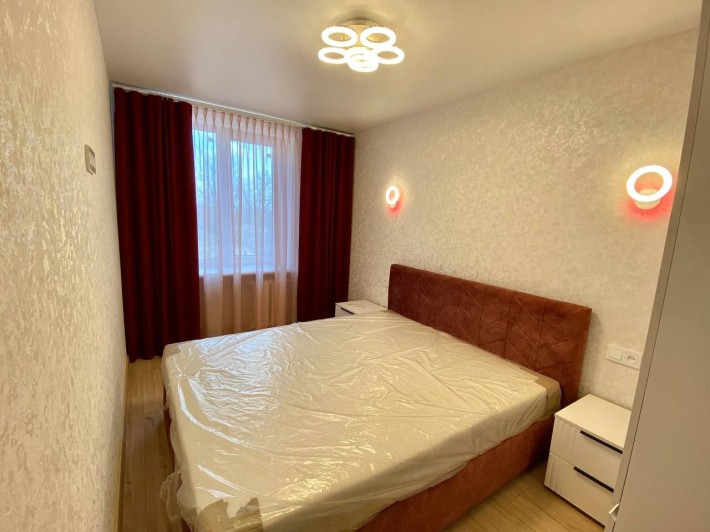 Продам 3-х комнатную квартиру с ремонтом - фото 1