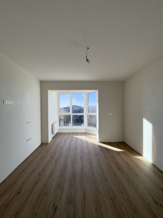 Новострой «Афина» 2-комн. кв. с панорамой и ремонтом - фото 1