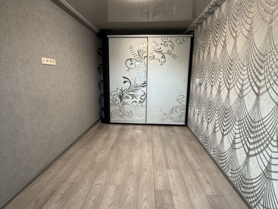 Продам 3к с евроремонтом  до автовокзала 10 минут! Сертификат! Кам'янське