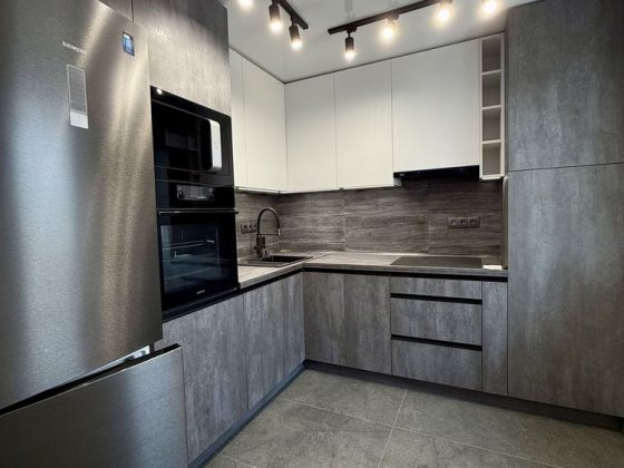 Продаж 2 кім. 11 мкрн. Лівий берег Кам'янське