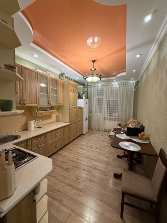 1к к-ра с ремонтом,индивидуальное газовое отопление,низкий этаж! - фото 1