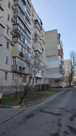 Продам 1-комнатную квартиру в Черноморске ( Ильичевск) - фото 1