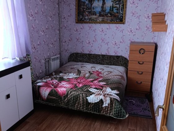 Продам 2 х кімнатну квартиру в центрі міста з автономним  опаленням Изюм